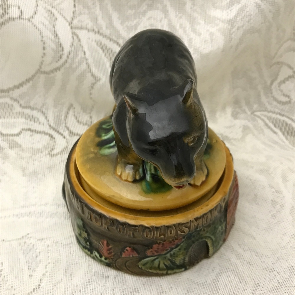 Smoky‎ Mountain Souvenir Bear Music Box